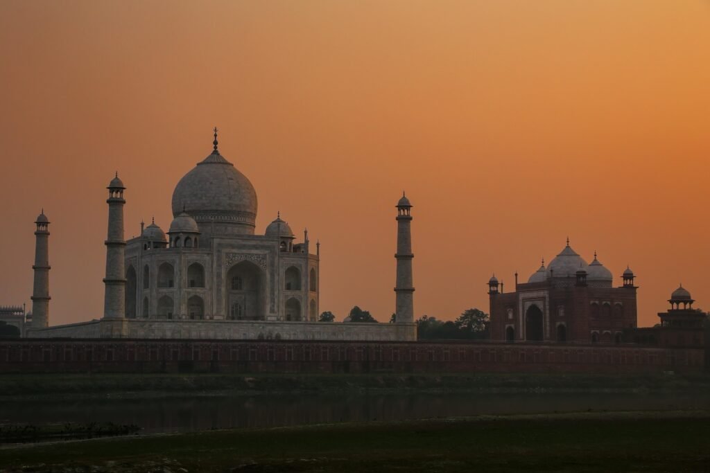 Taj Mahal Sunrise Tour From Delhi